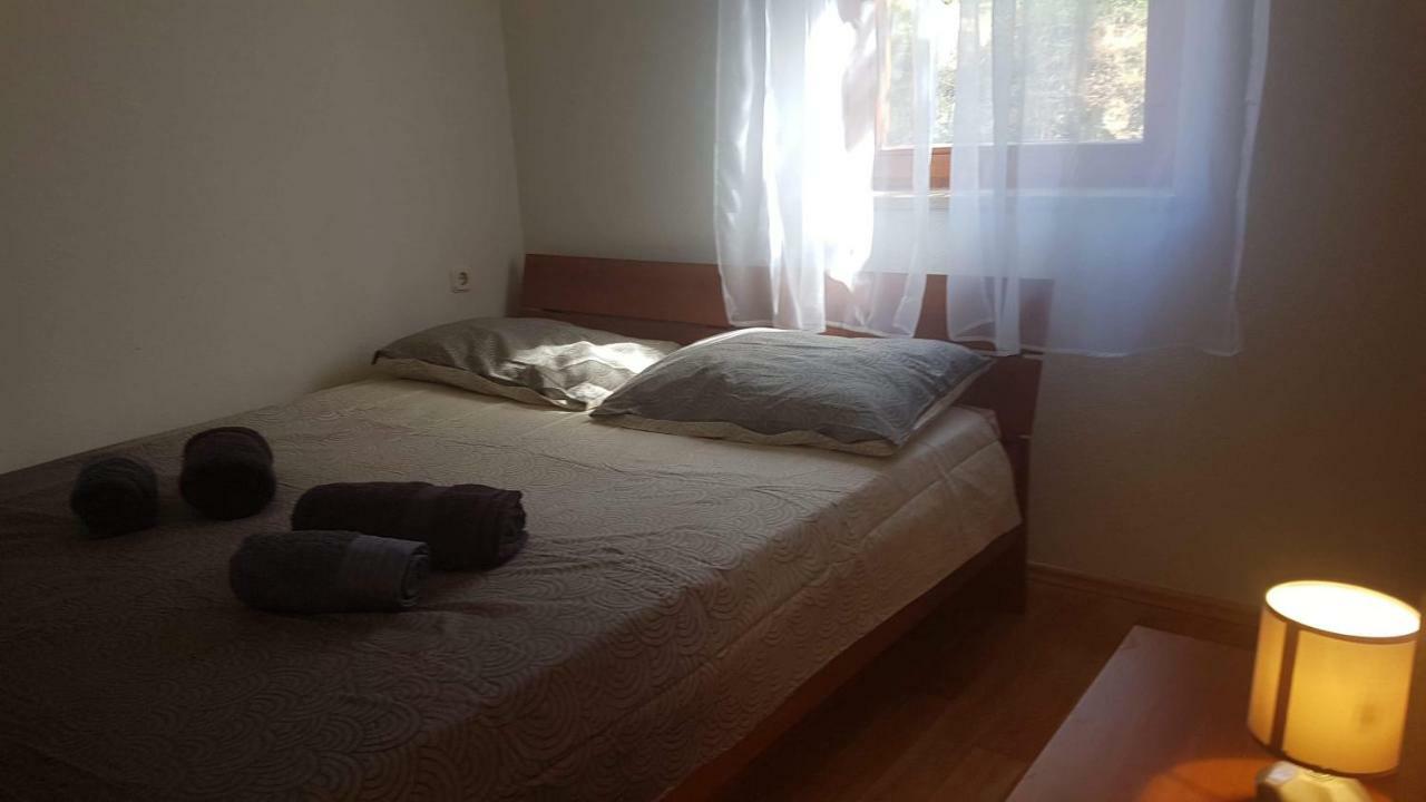 Apartment Zeljka Nerezine Bagian luar foto
